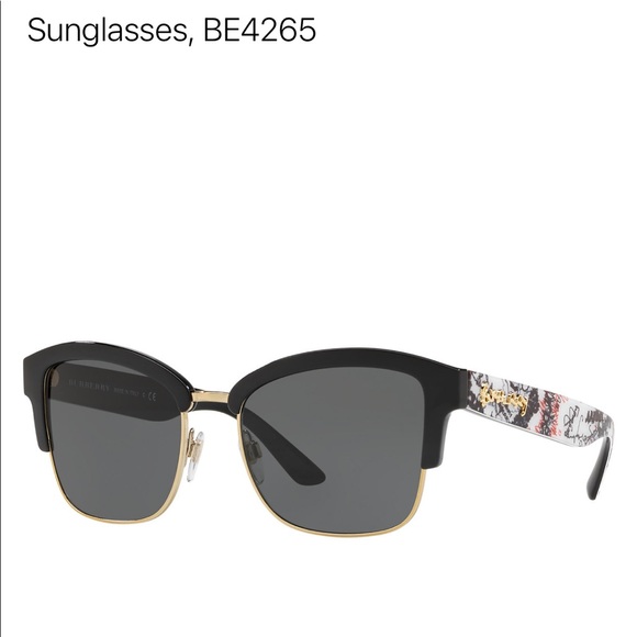 Burberry Accessories - NWT Authentic Burberry Sunglasses. Made in Italy❤️